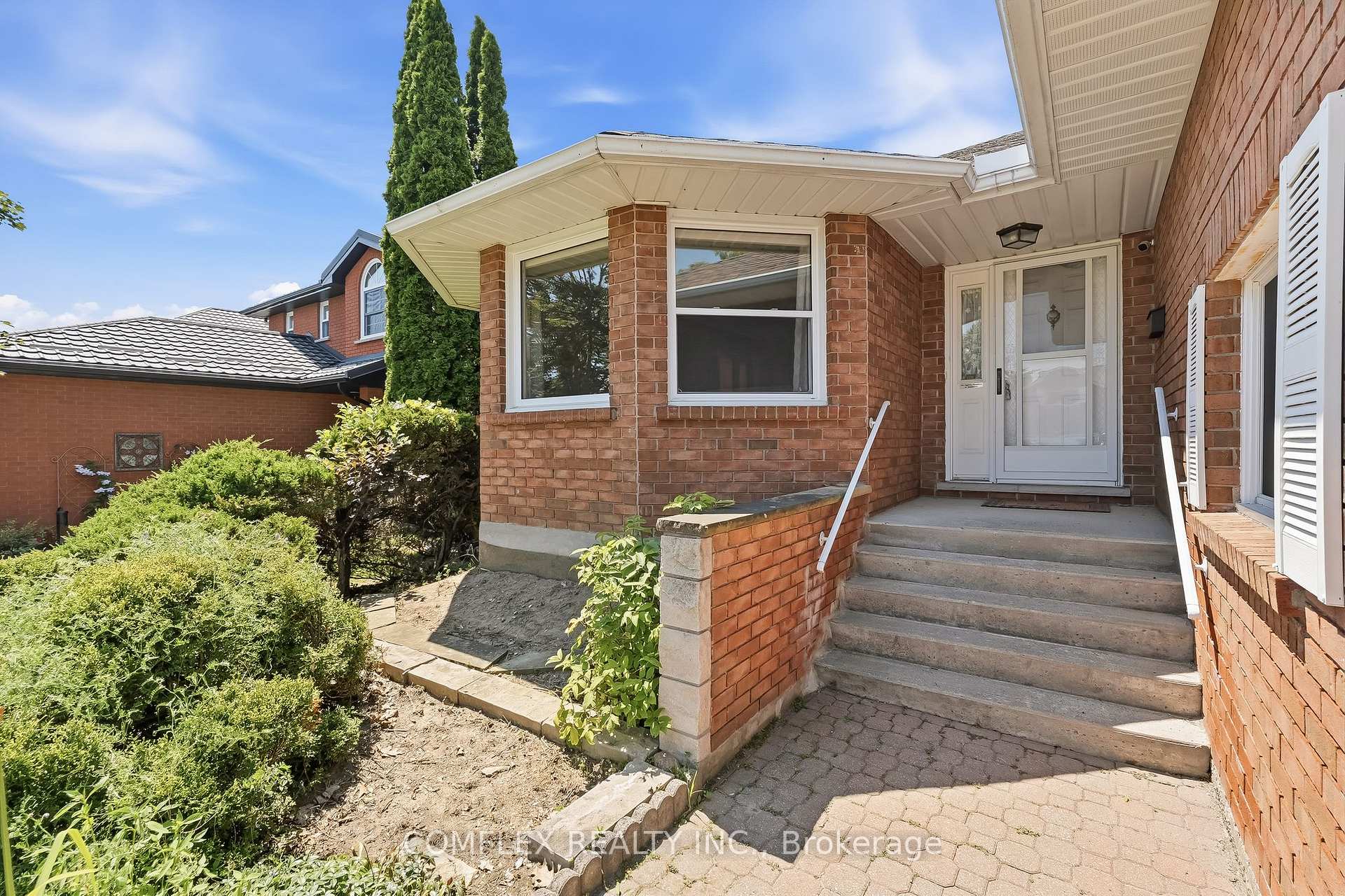 Photo 4 of 3157 Westridge Boulevard, Peterborough, Monaghan Ward 2 — HOMEH