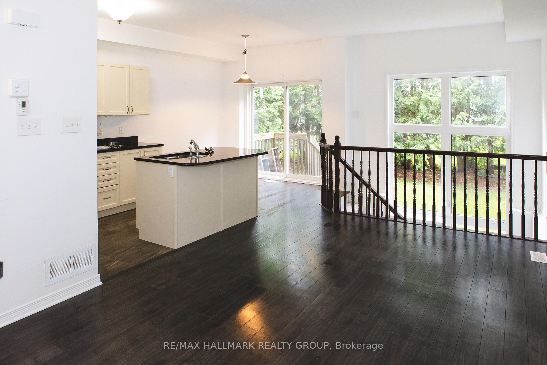 Photo 4 of 74 Dundalk Private, Ottawa, Barrhaven - Stonebridge — HOMEH