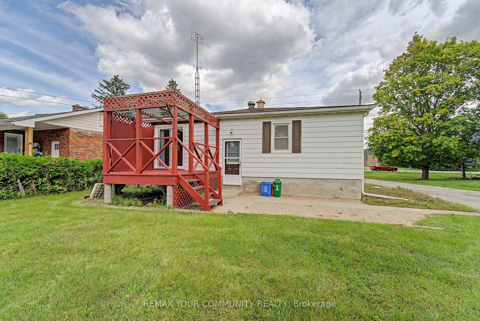 Photo 4 of 4690 Baldwin Street S, Whitby, Taunton North — HOMEH