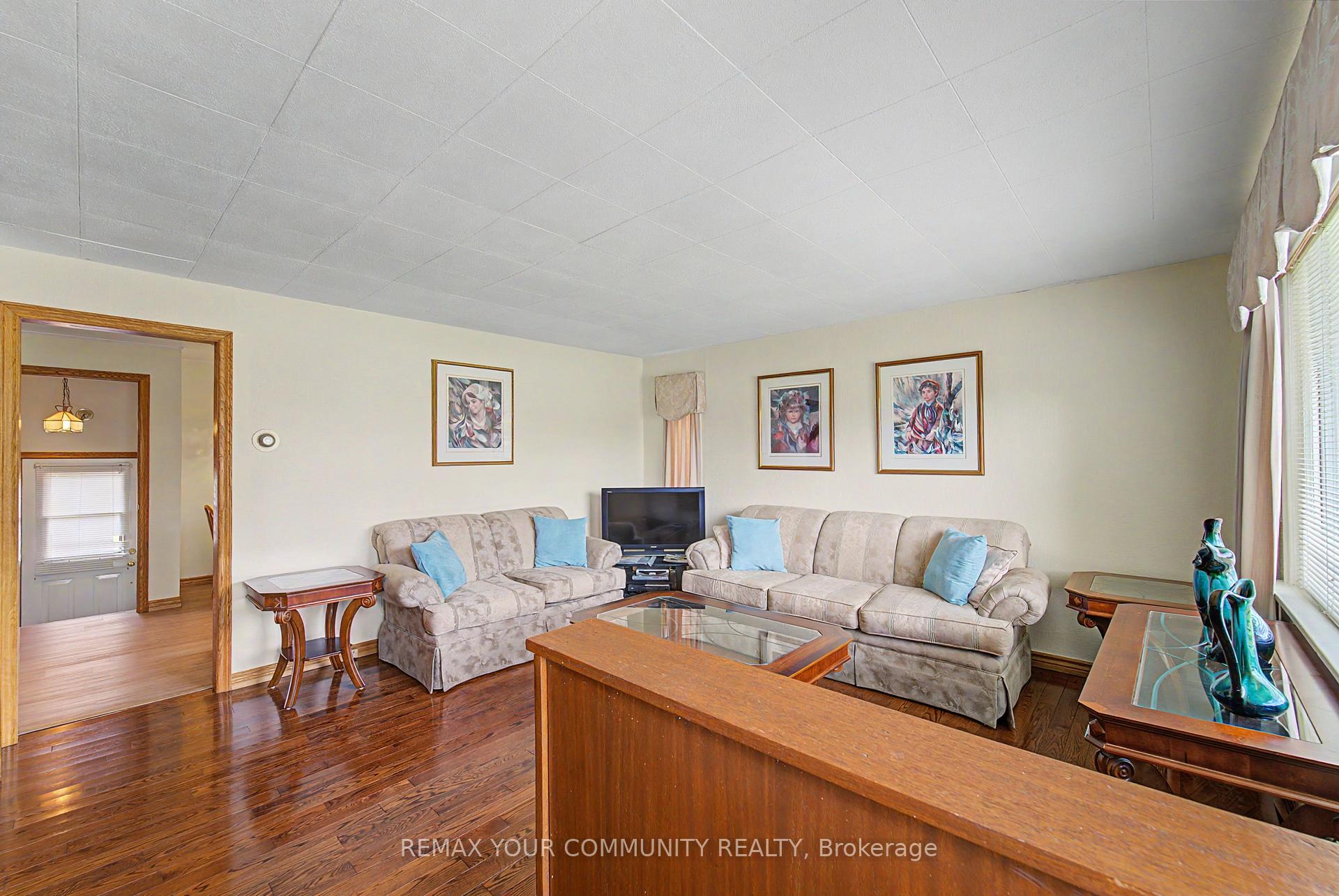 Photo 7 of 4690 Baldwin Street S, Whitby, Taunton North — HOMEH