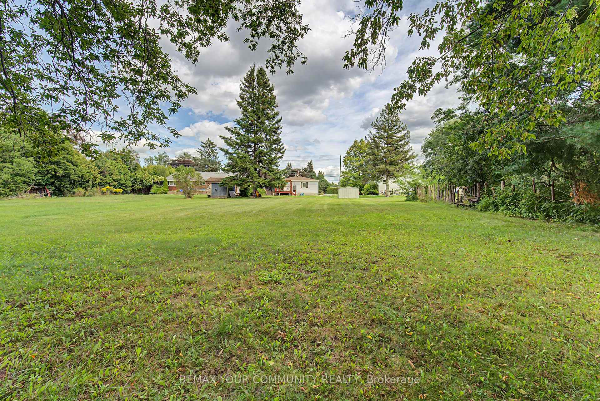 Photo 18 of 4690 Baldwin Street S, Whitby, Taunton North — HOMEH