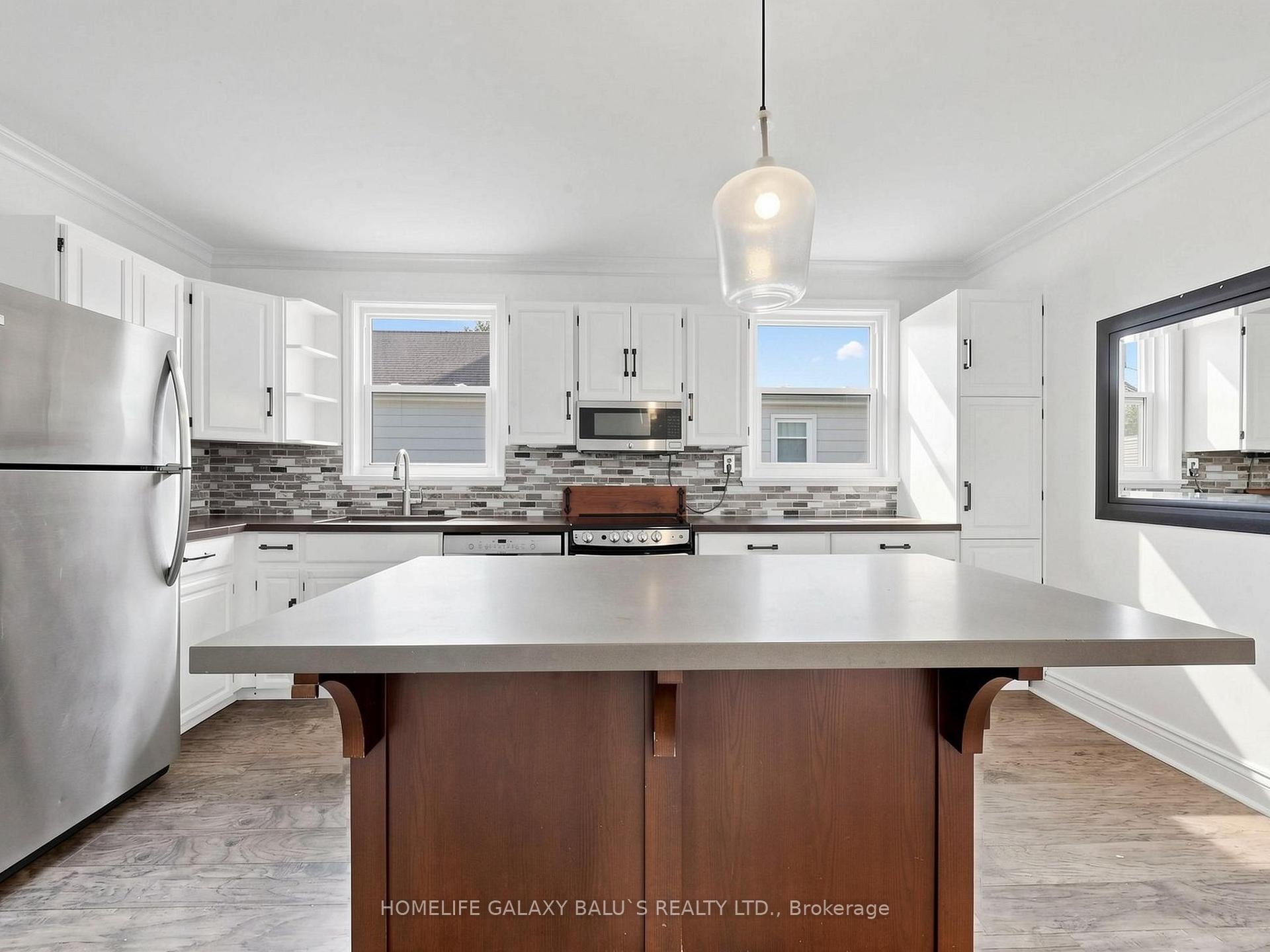 Photo 14 of 136 Central Park Boulevard N, Oshawa, O'Neill — HOMEH