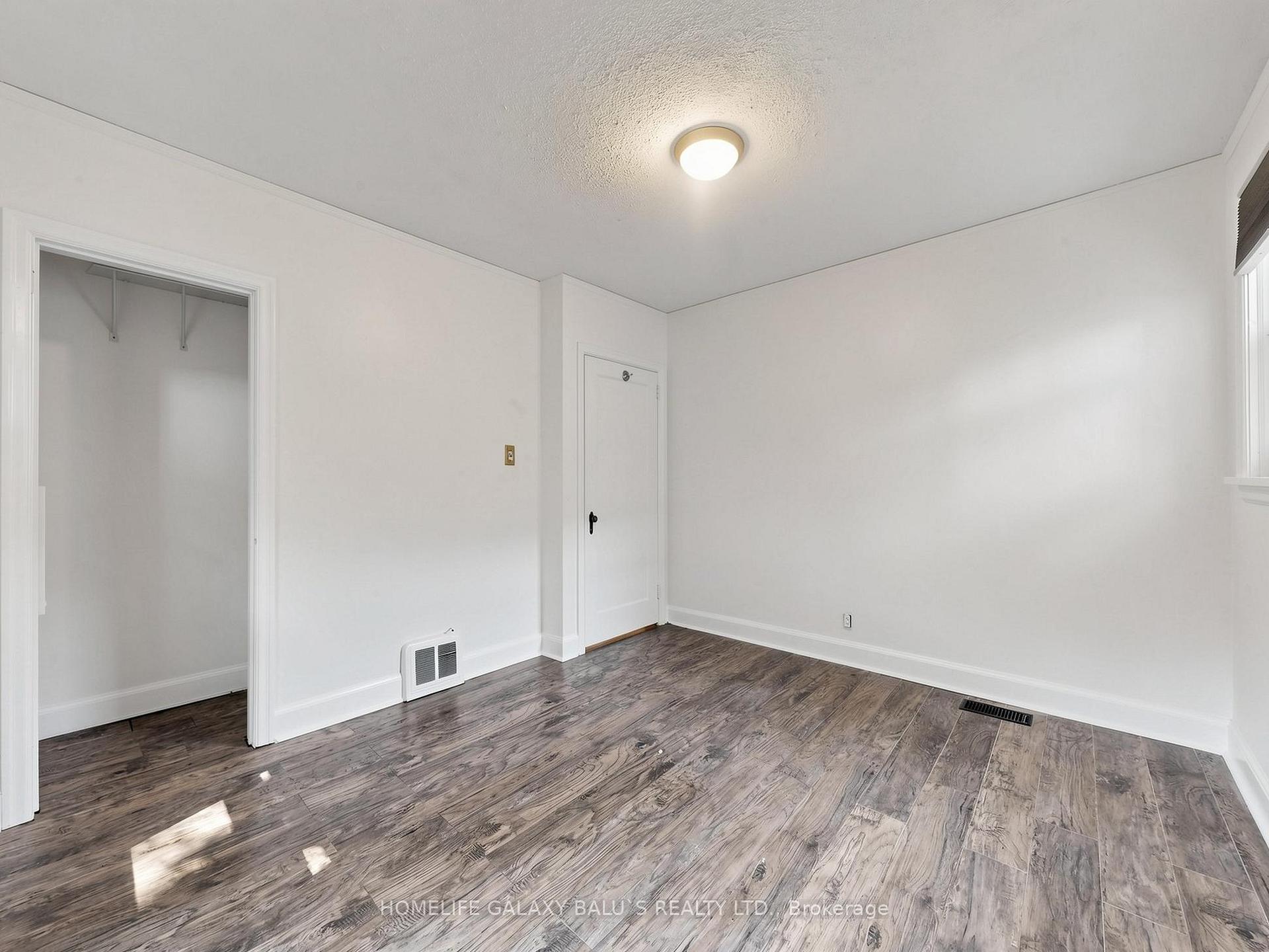 Photo 16 of 136 Central Park Boulevard N, Oshawa, O'Neill — HOMEH