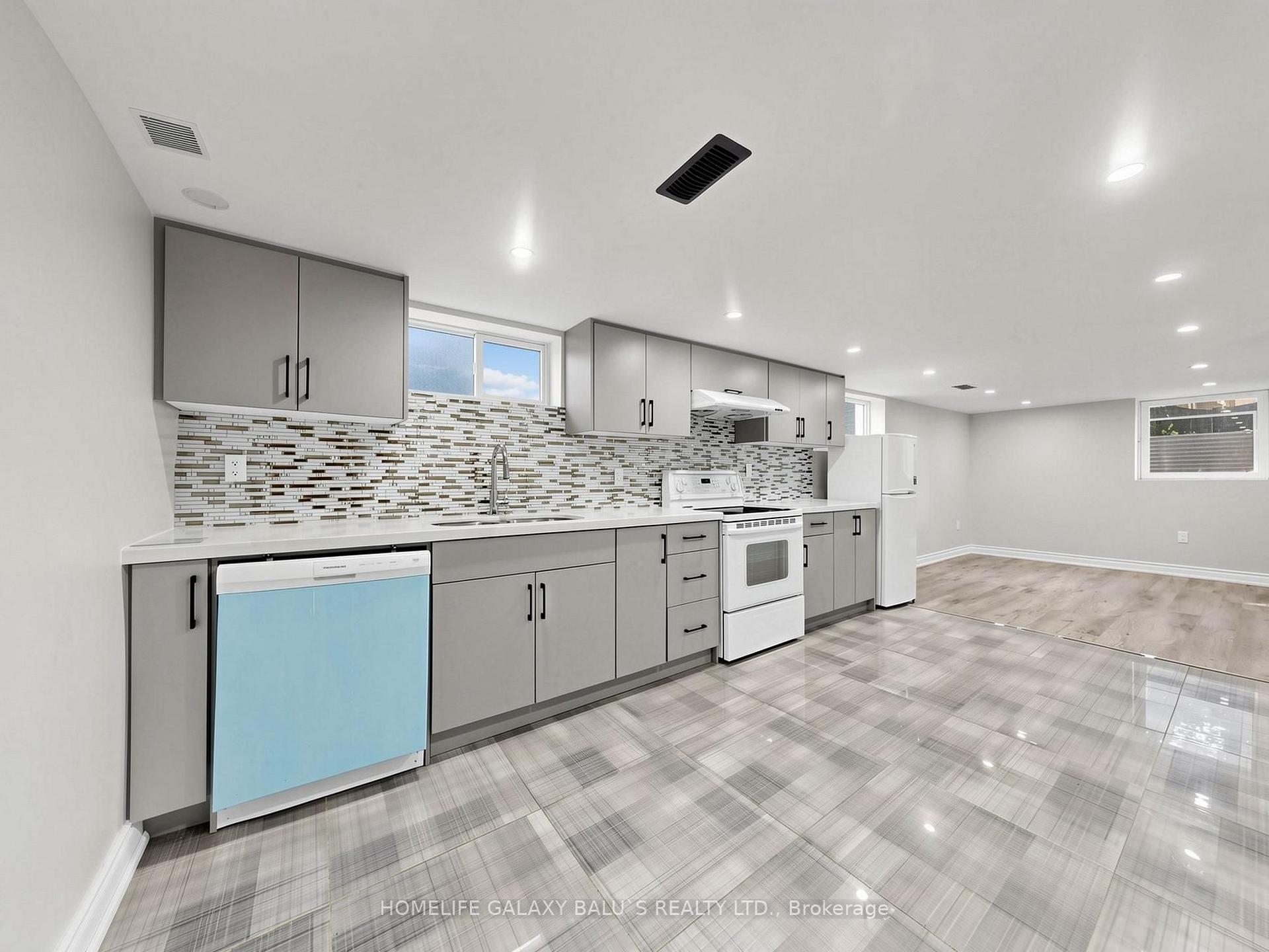 Photo 30 of 136 Central Park Boulevard N, Oshawa, O'Neill — HOMEH