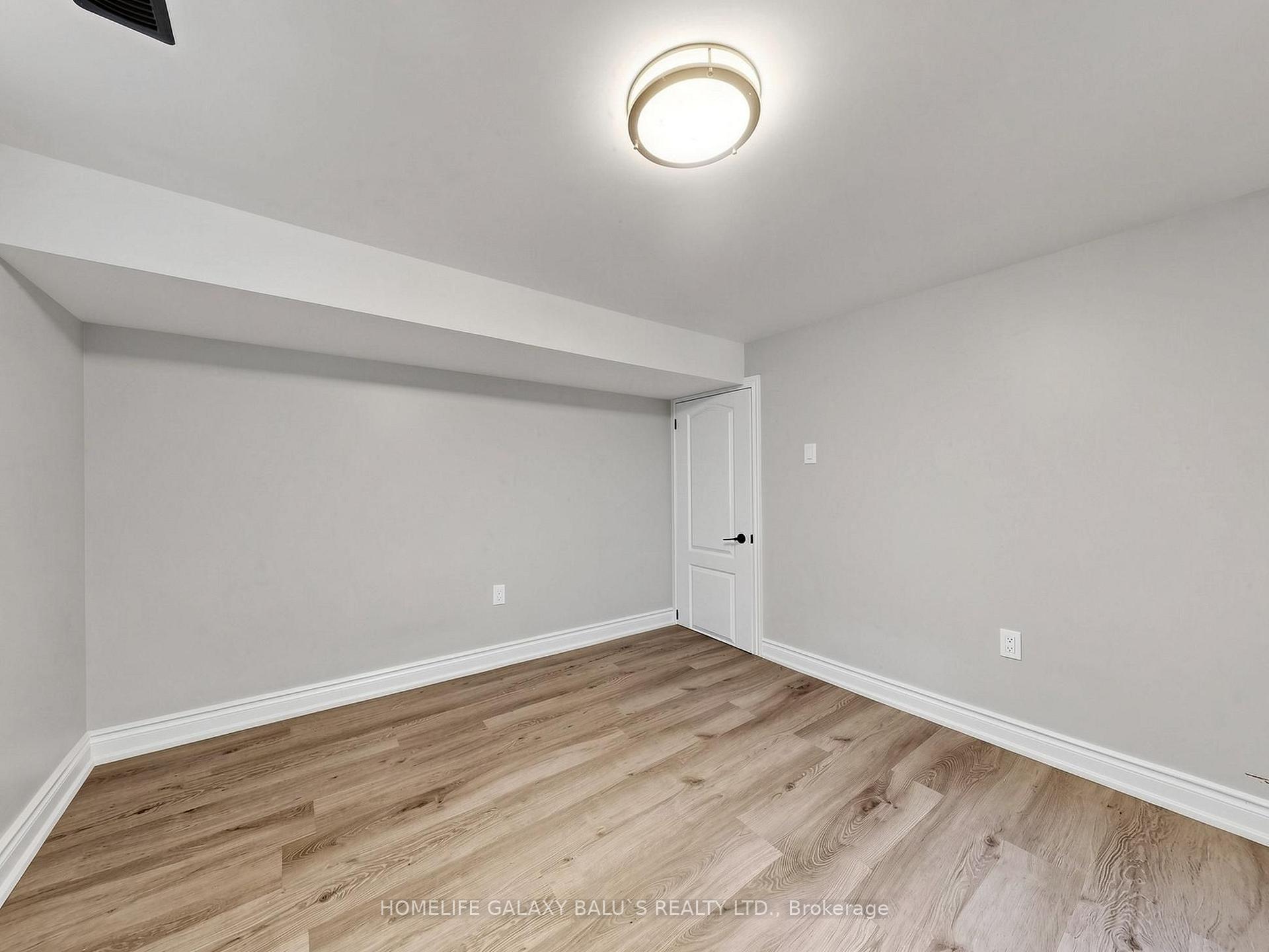 Photo 40 of 136 Central Park Boulevard N, Oshawa, O'Neill — HOMEH