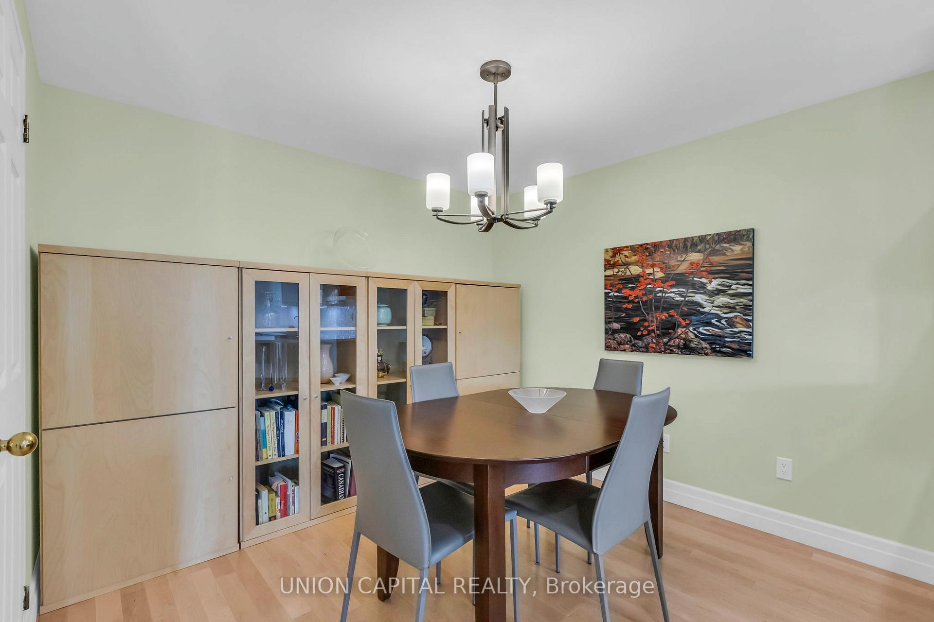 Photo 9 of Unit 502, 265 Westcourt Place, Waterloo, Beechwood — HOMEH