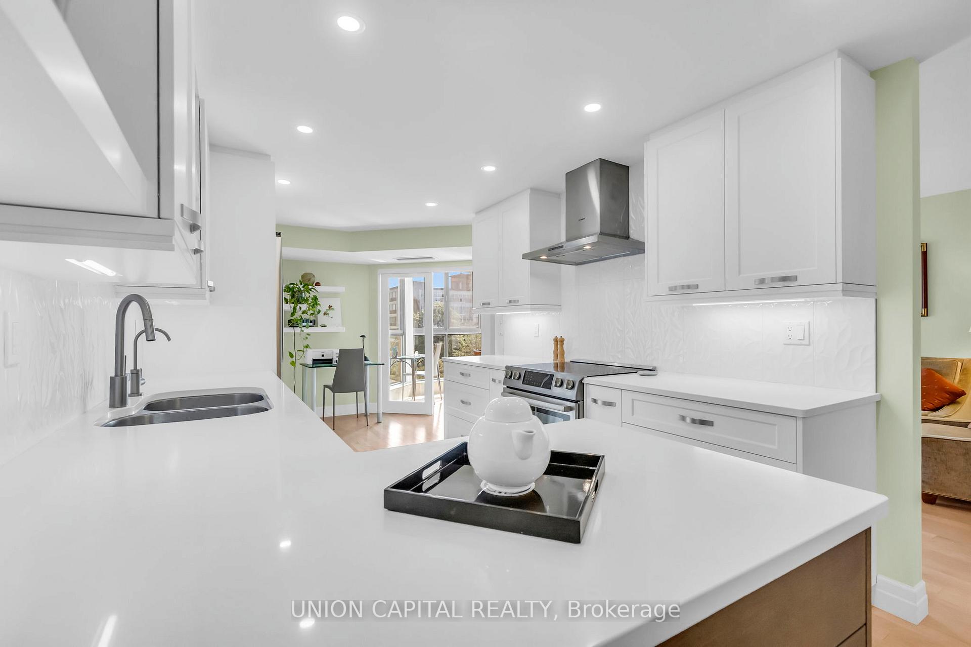 Photo 11 of Unit 502, 265 Westcourt Place, Waterloo, Beechwood — HOMEH