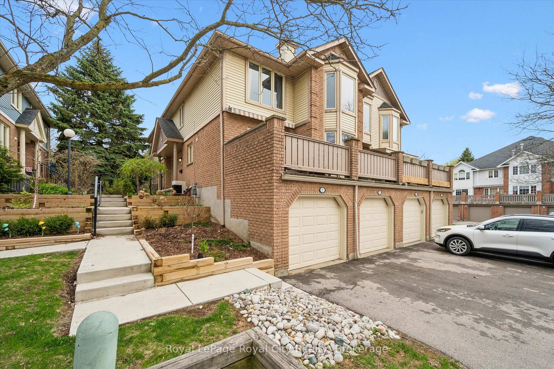Photo 1 of Unit 25, 941 Gordon Street, Guelph, Kortright West — HOMEH