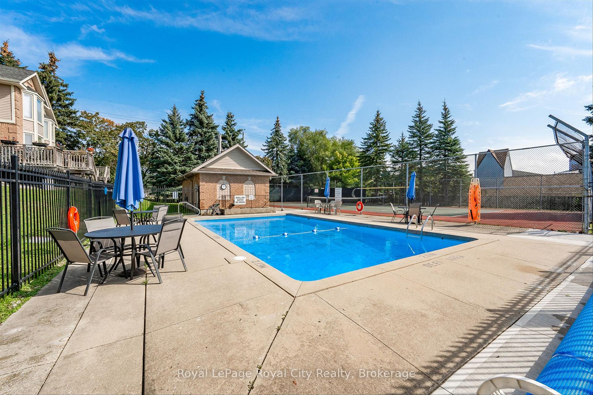Photo 2 of Unit 25, 941 Gordon Street, Guelph, Kortright West — HOMEH