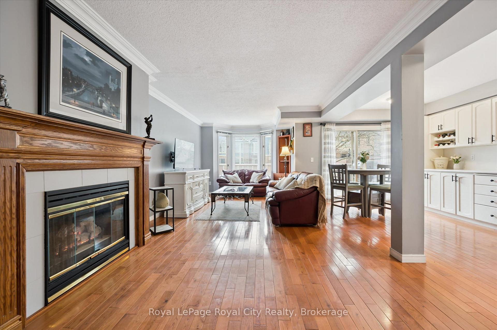 Photo 3 of Unit 25, 941 Gordon Street, Guelph, Kortright West — HOMEH