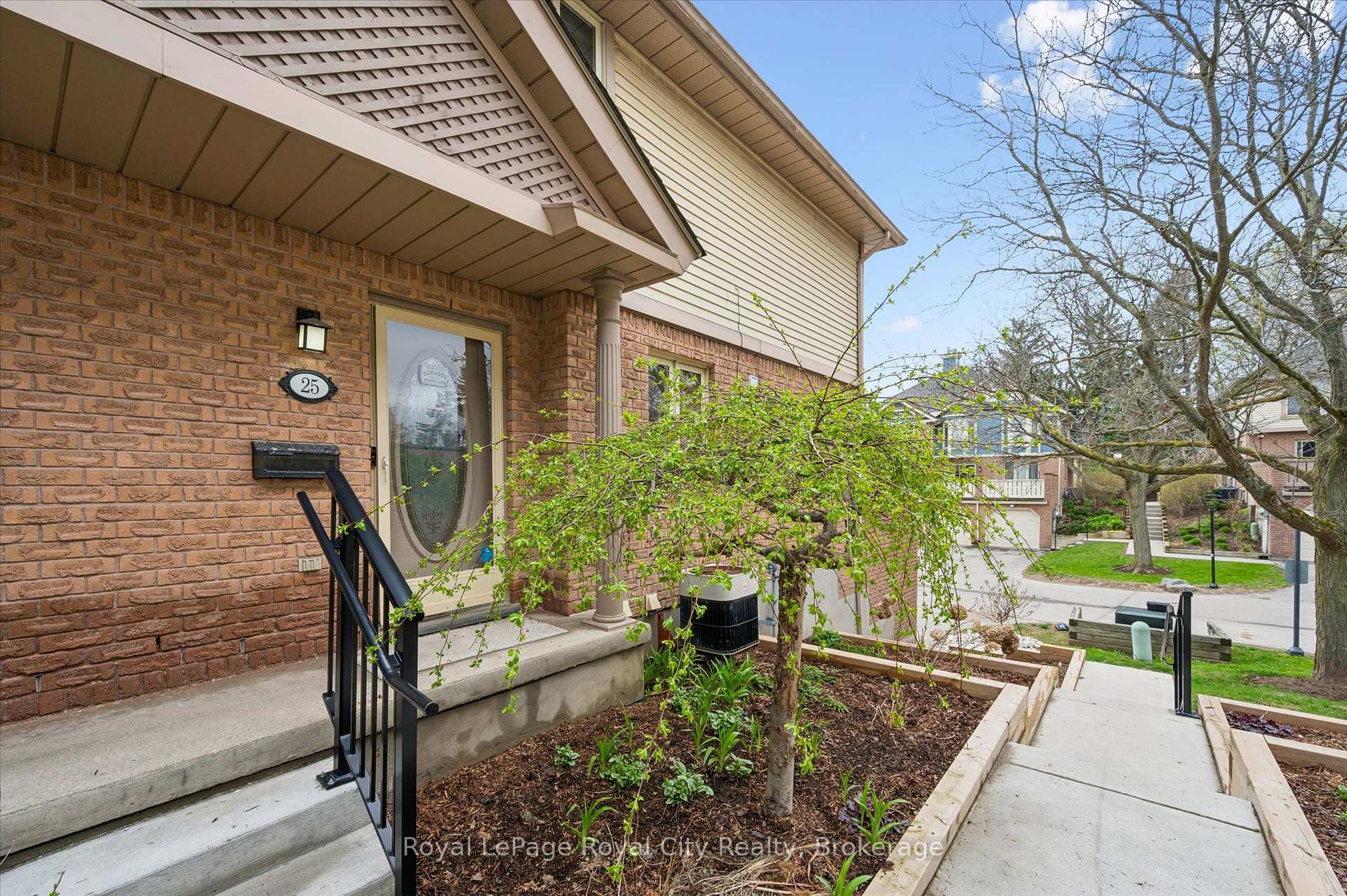 Photo 26 of Unit 25, 941 Gordon Street, Guelph, Kortright West — HOMEH