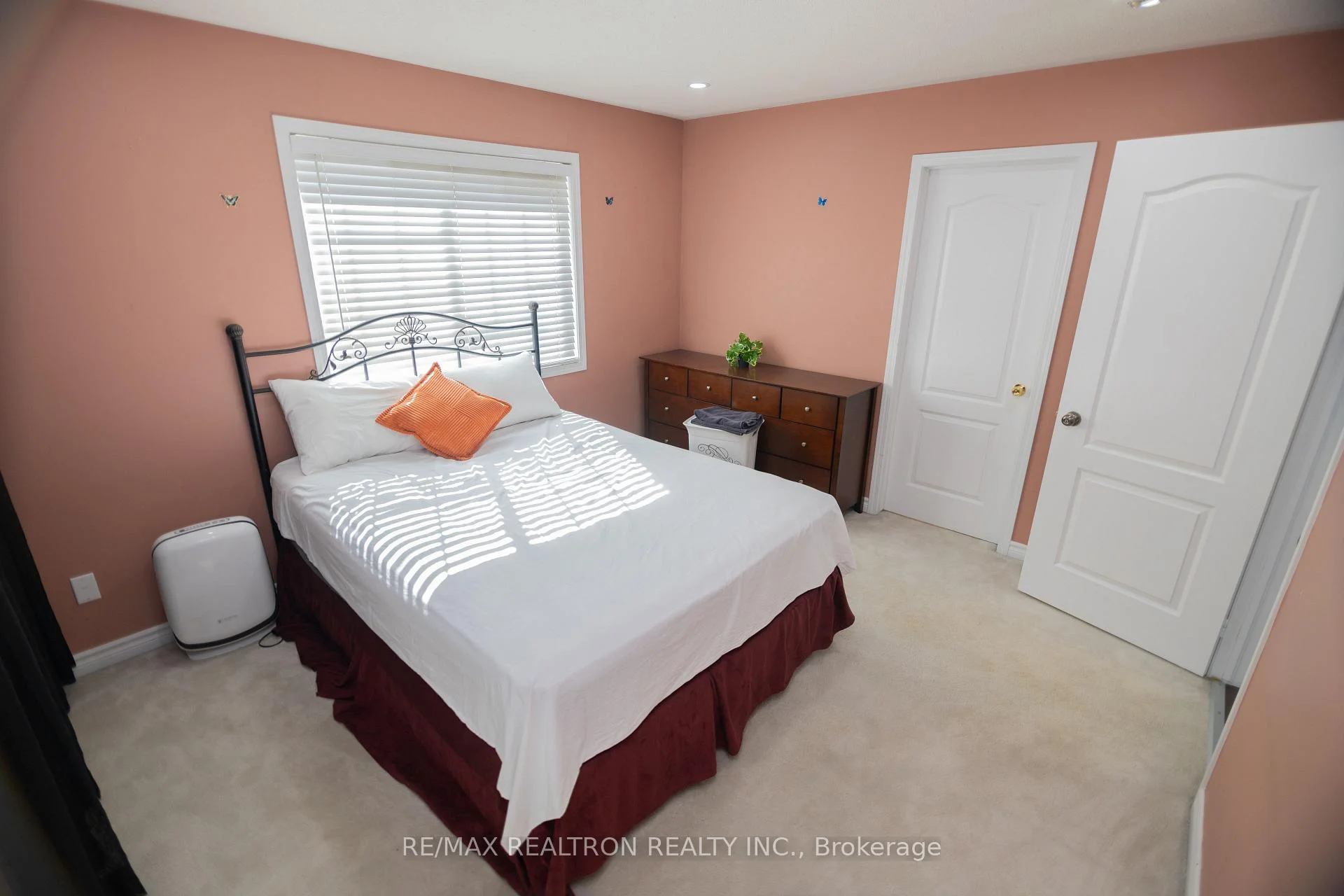 Photo 7 of 34 Catchfly Crescent, Brampton, Vales of Castlemore — HOMEH