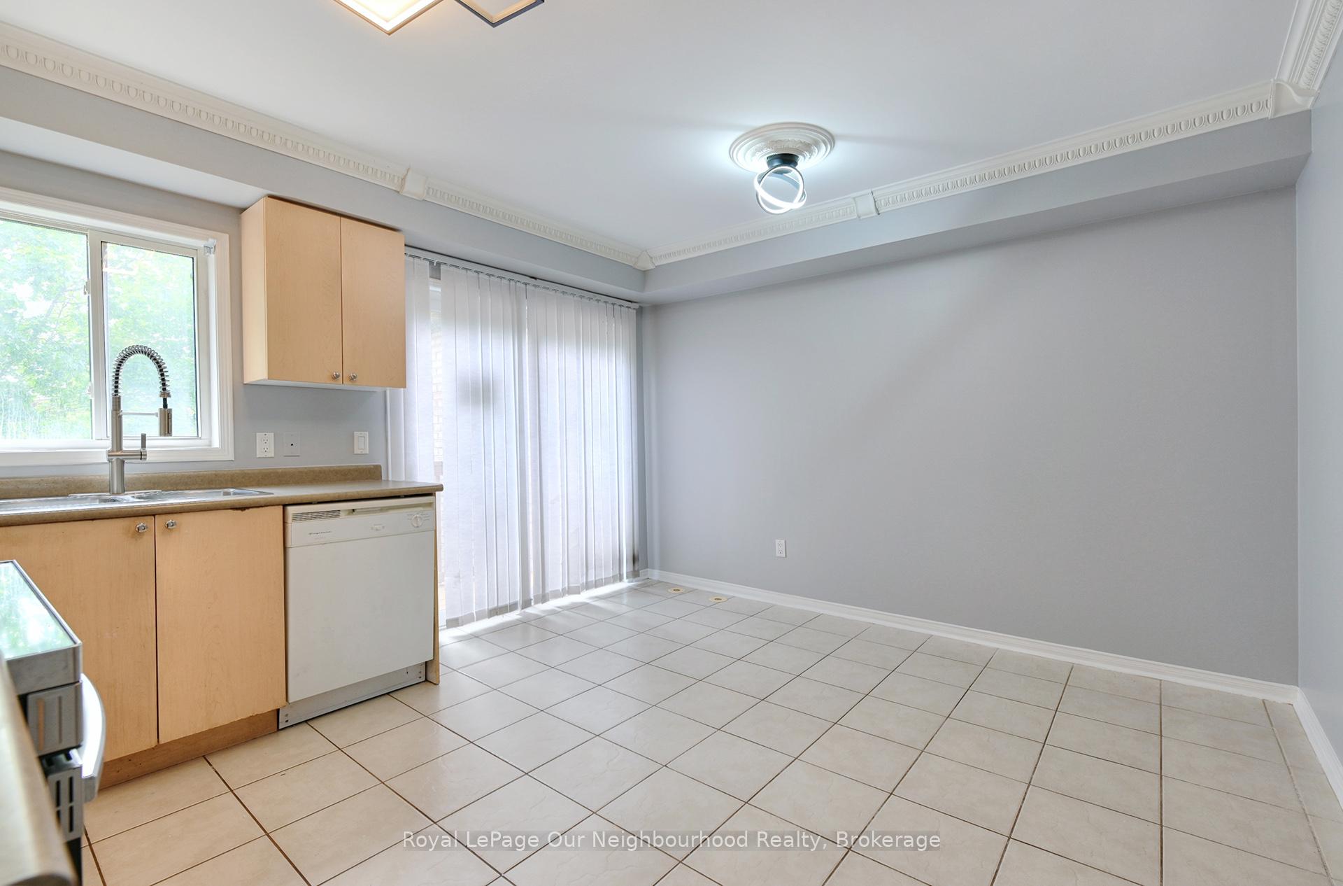 Photo 4 of Unit 96, 50 Strathaven Drive, Mississauga, Hurontario — HOMEH