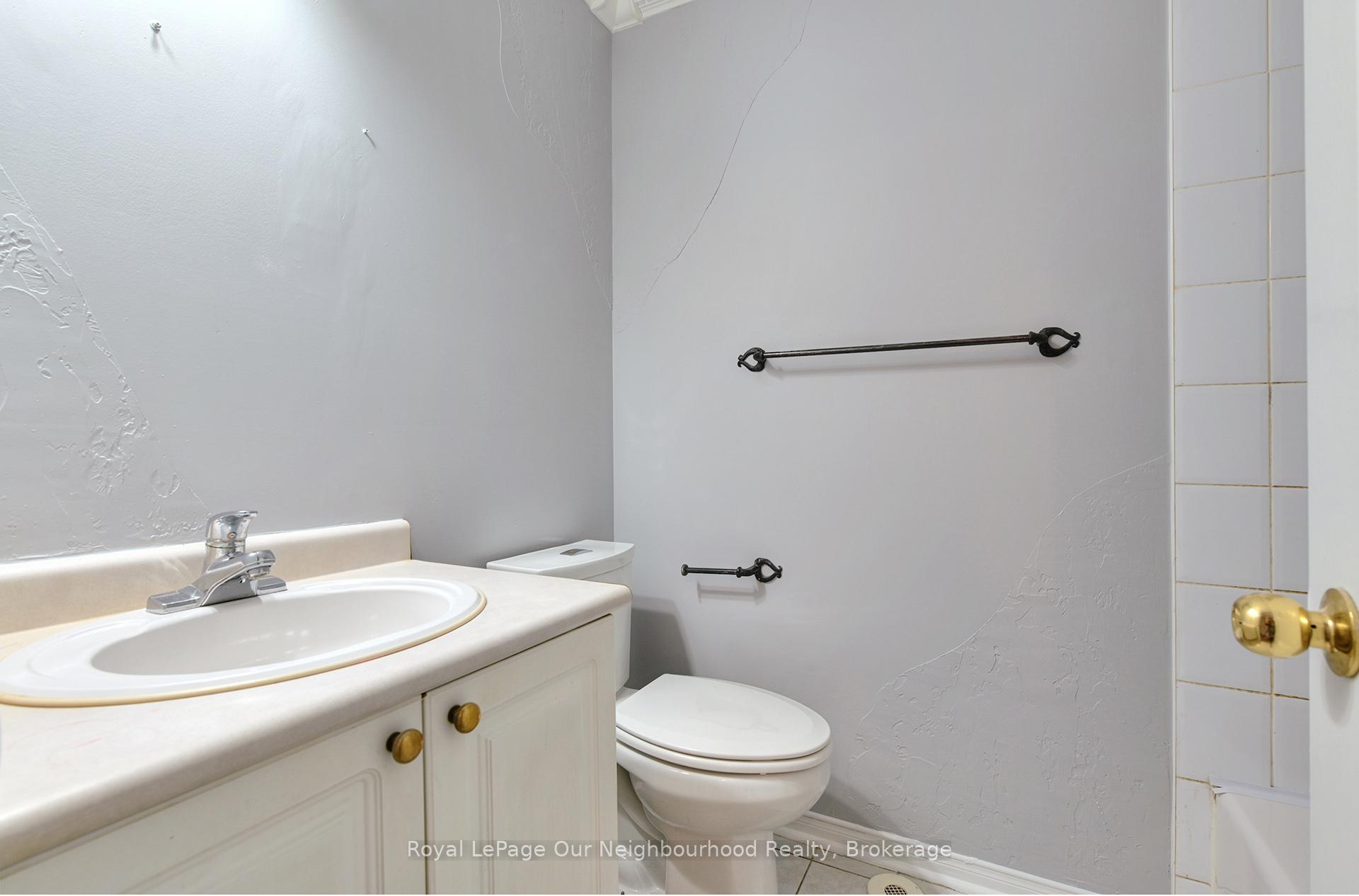 Photo 6 of Unit 96, 50 Strathaven Drive, Mississauga, Hurontario — HOMEH