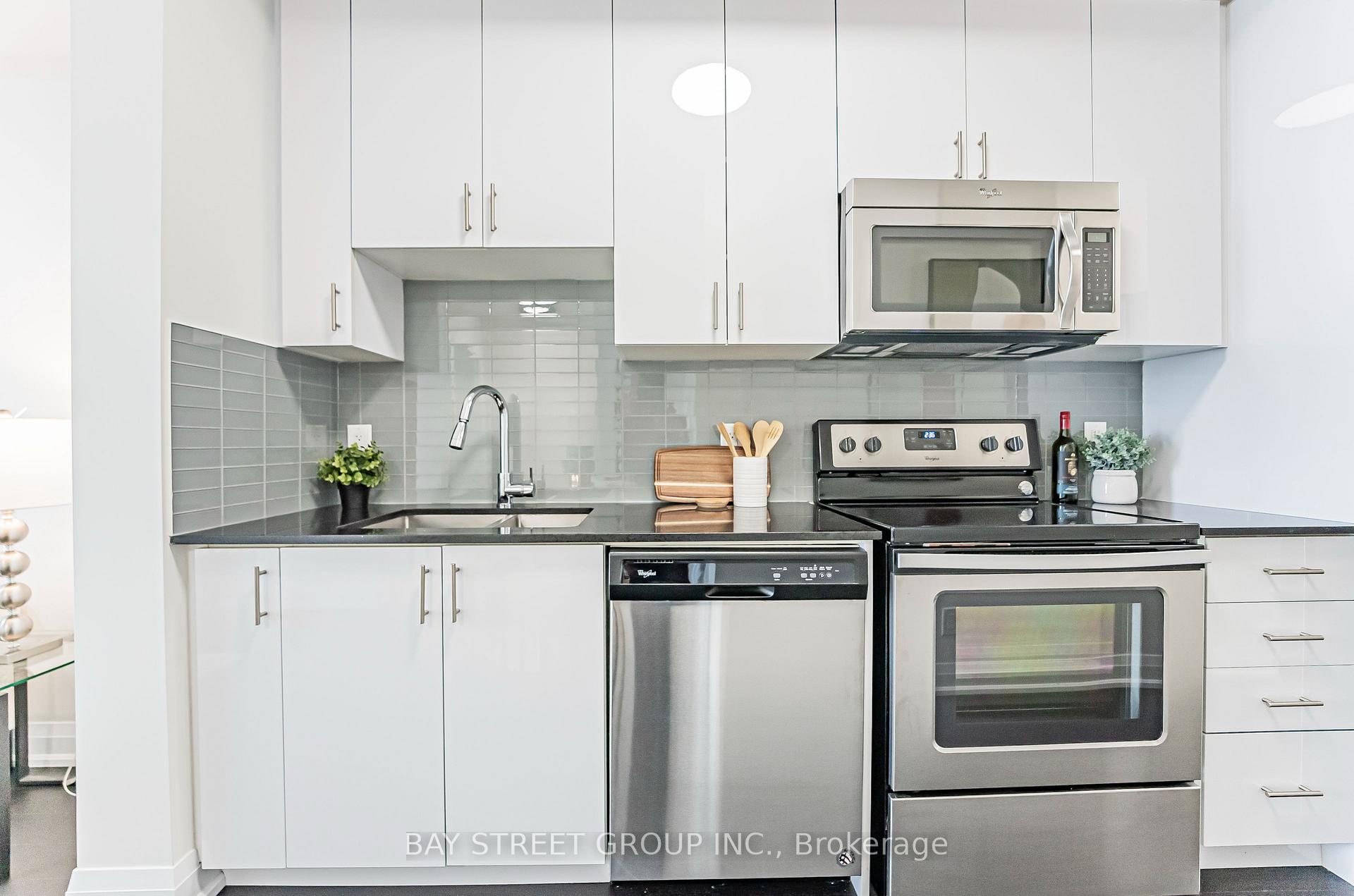 Photo 6 of Unit 1001, 9582 Markham Road, Markham, Wismer — HOMEH