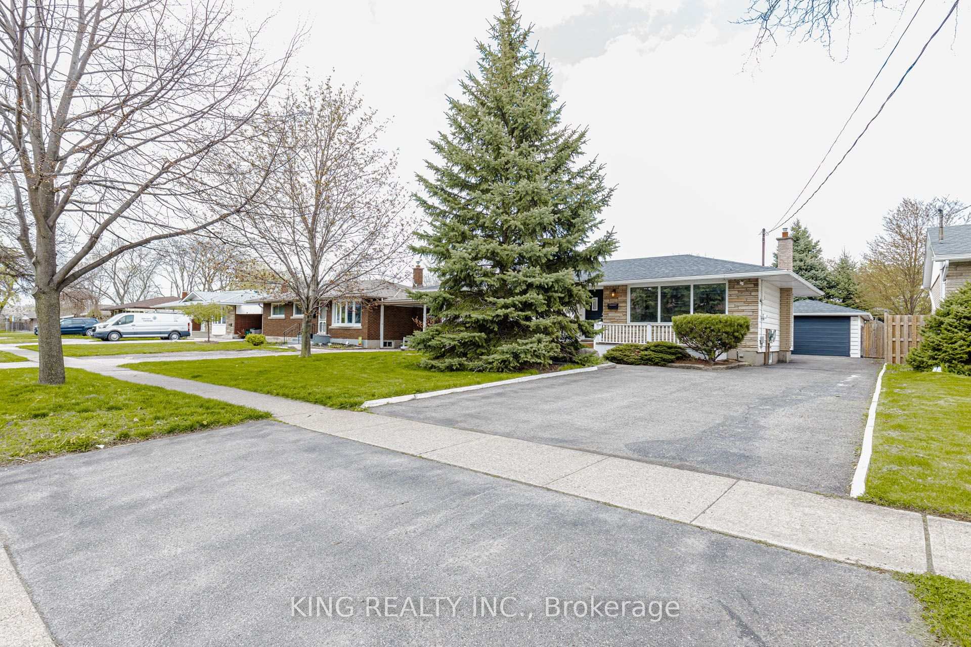 Photo 3 of 476 Bunting Road, St. Catharines, Bunting/Linwell — HOMEH