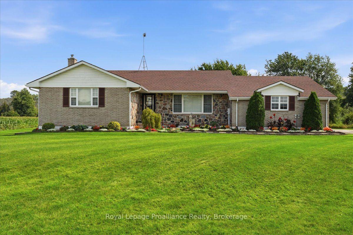 Photo of 305 Valley Road