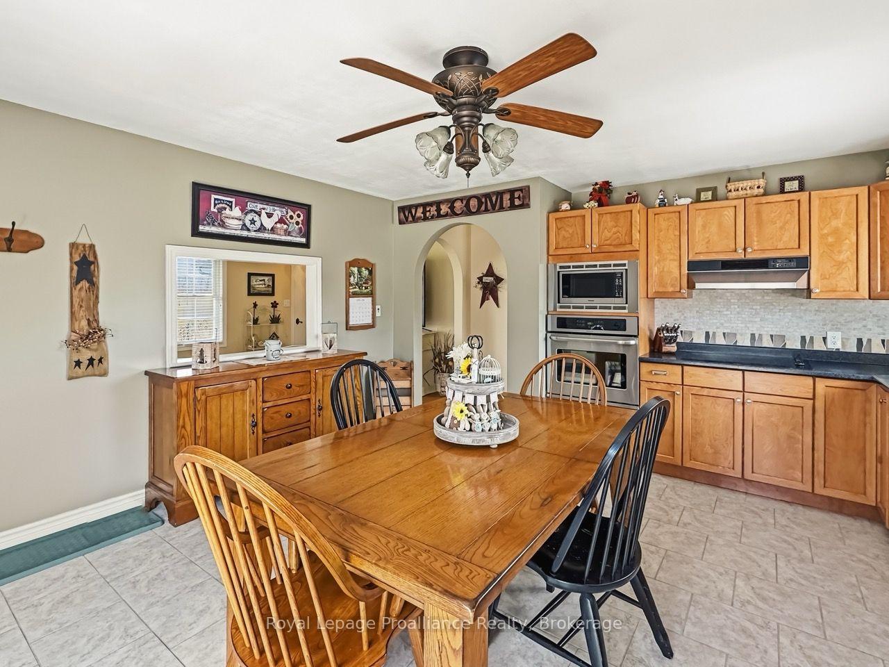Photo 9 of 305 Valley Road, Prince Edward County, Ameliasburg Ward — HOMEH