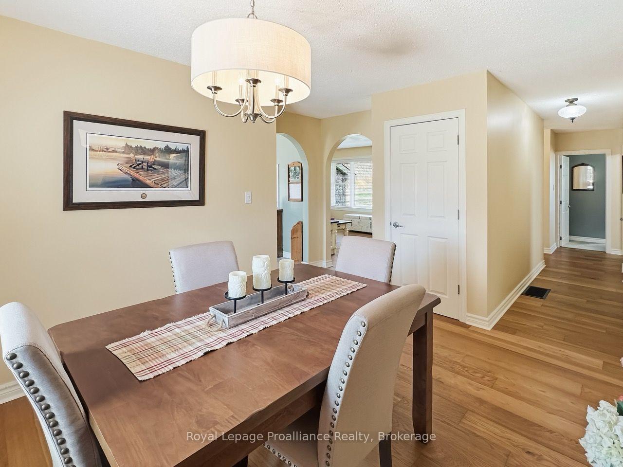 Photo 13 of 305 Valley Road, Prince Edward County, Ameliasburg Ward — HOMEH