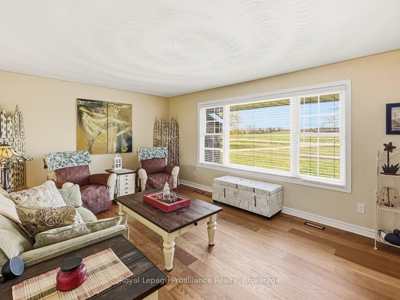 Photo 15 of 305 Valley Road, Prince Edward County, Ameliasburg Ward — HOMEH