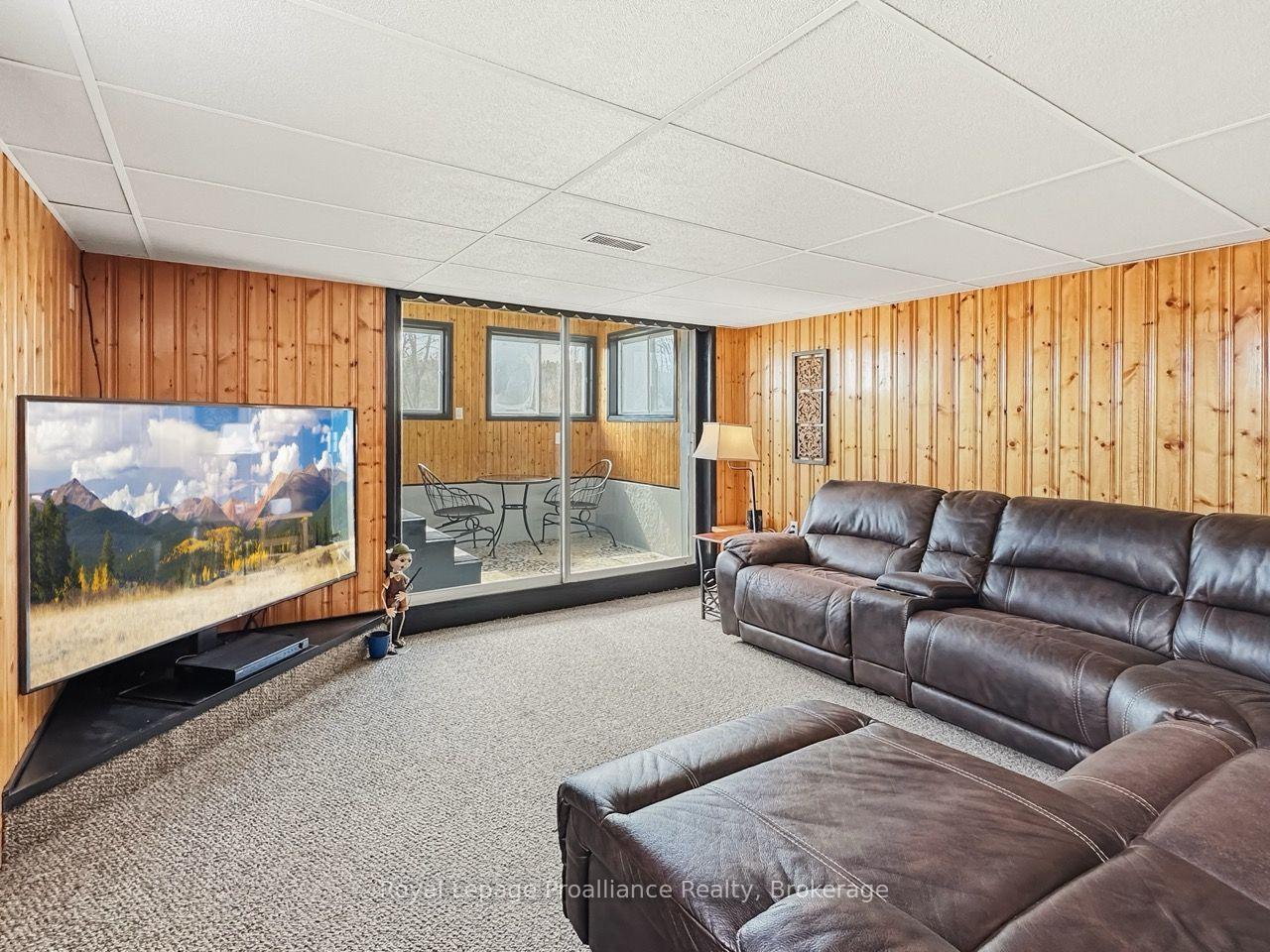 Photo 36 of 305 Valley Road, Prince Edward County, Ameliasburg Ward — HOMEH