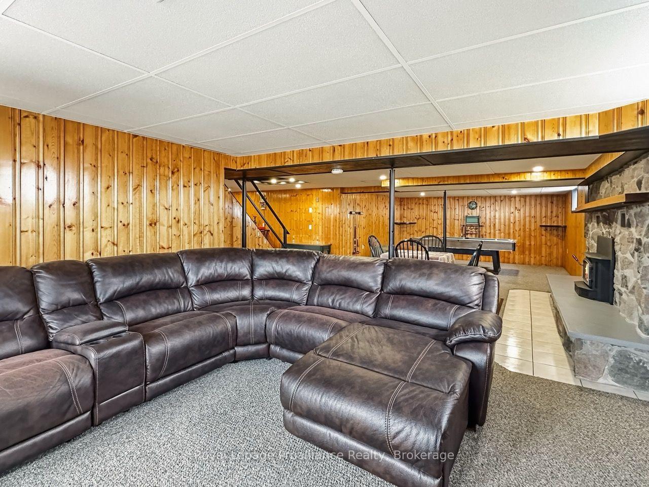 Photo 37 of 305 Valley Road, Prince Edward County, Ameliasburg Ward — HOMEH