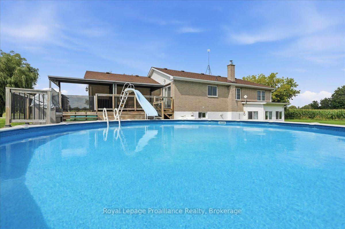 Photo 43 of 305 Valley Road, Prince Edward County, Ameliasburg Ward — HOMEH