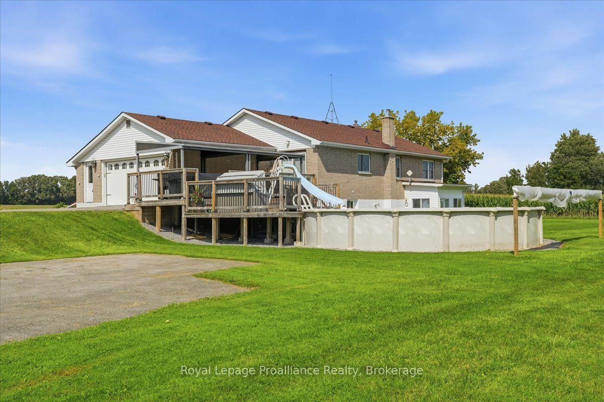 Photo 45 of 305 Valley Road, Prince Edward County, Ameliasburg Ward — HOMEH