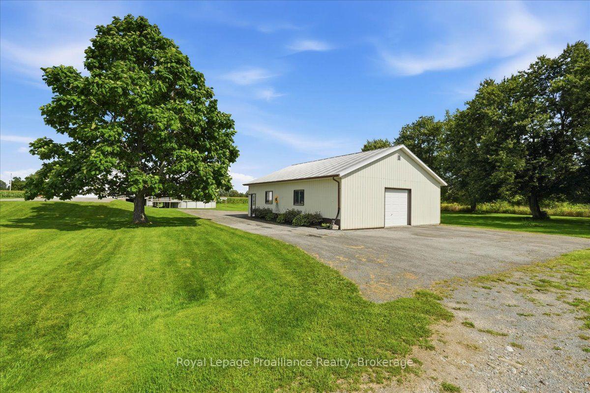 Photo 47 of 305 Valley Road, Prince Edward County, Ameliasburg Ward — HOMEH