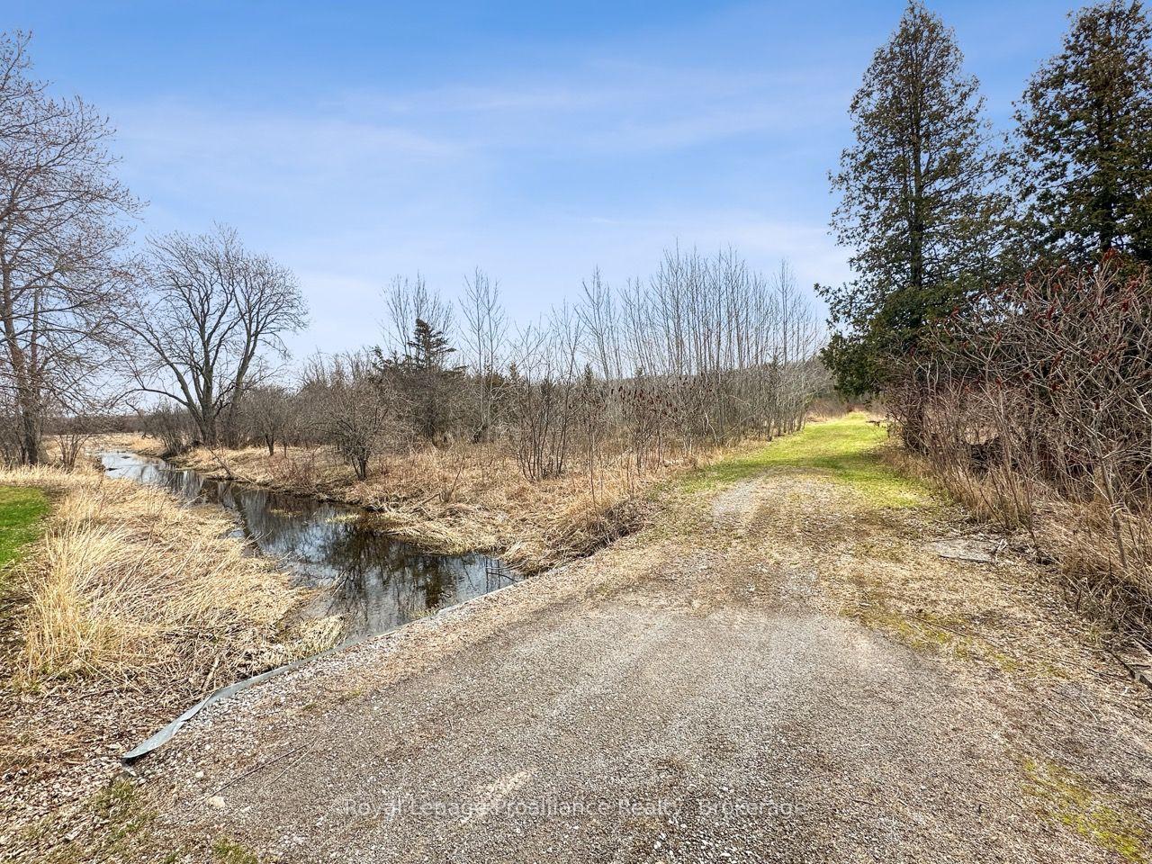 Photo 50 of 305 Valley Road, Prince Edward County, Ameliasburg Ward — HOMEH