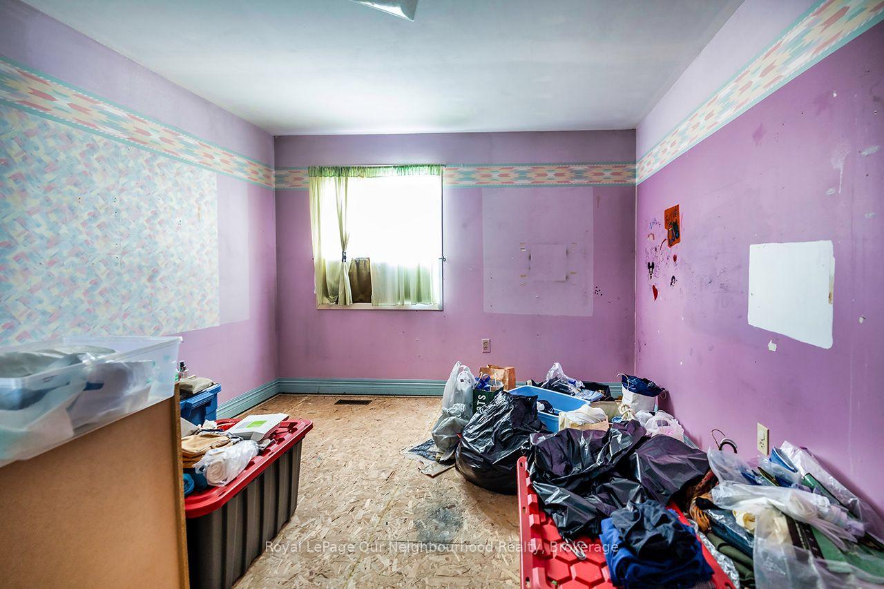 Photo 14 of 24 Coe Drive, Ajax, Central — HOMEH