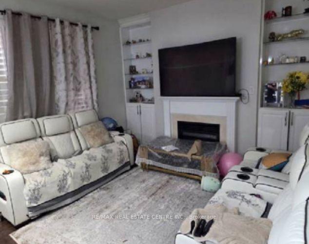 Photo 6 of 48 Bear Run Road, Brampton, Credit Valley — HOMEH