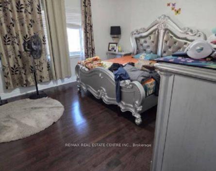 Photo 9 of 48 Bear Run Road, Brampton, Credit Valley — HOMEH
