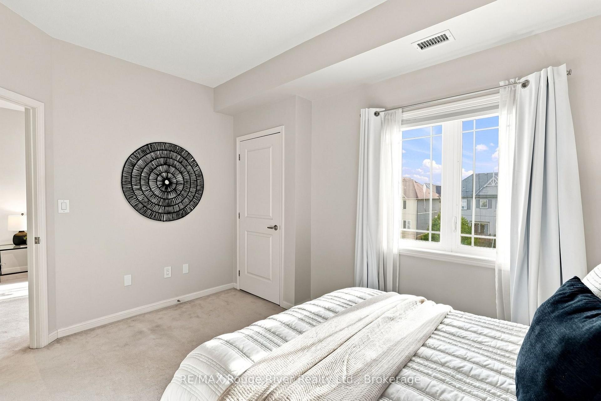 Photo 17 of Unit 311, 1 Sidney Lane, Clarington, Bowmanville — HOMEH
