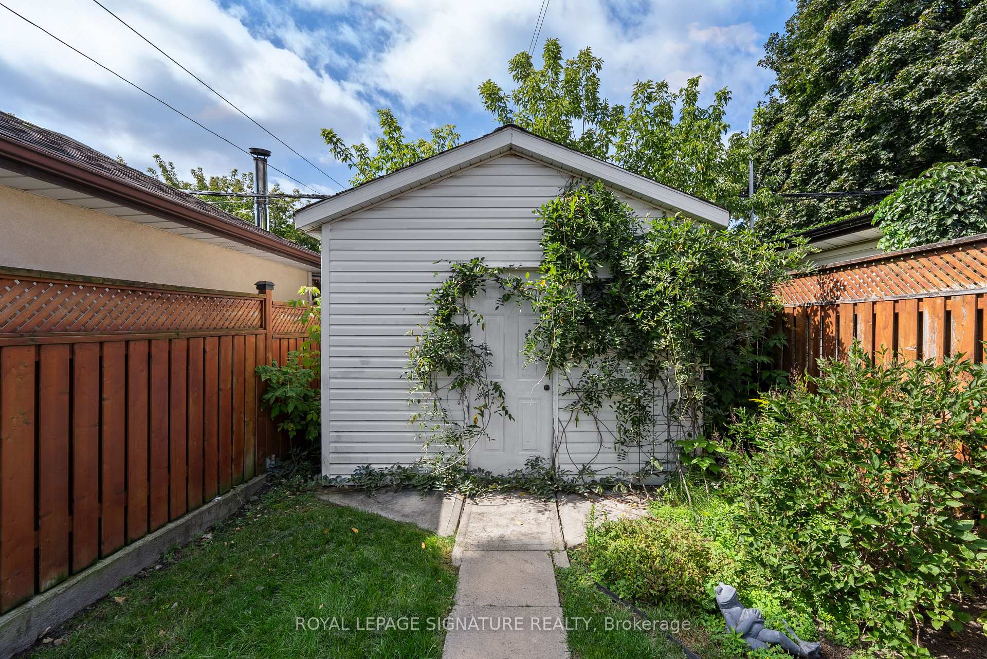Photo 41 of 140 Prescott Avenue, Toronto, Weston-Pellam Park — HOMEH