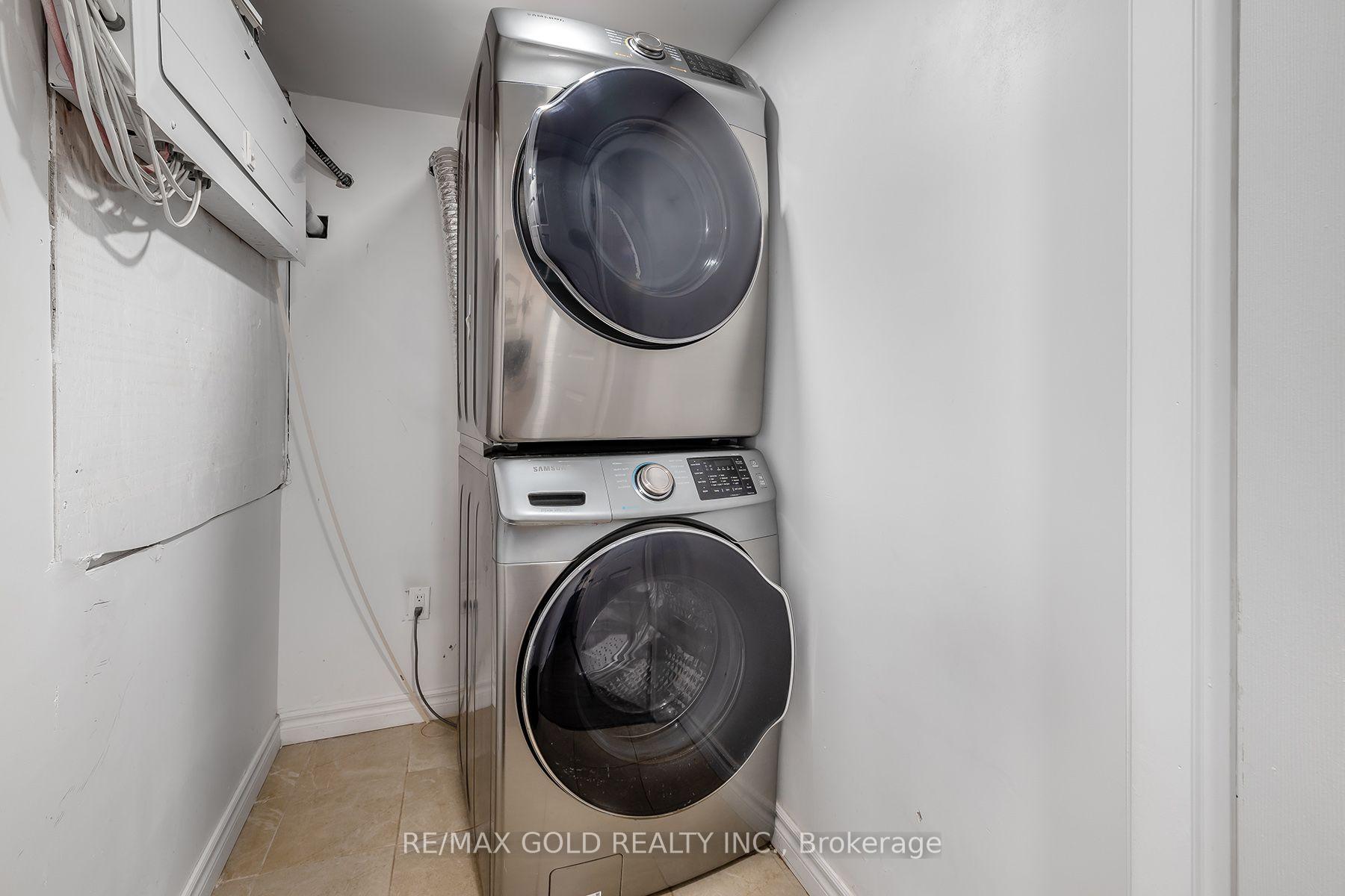 Photo 15 of 3 Willamere Drive, Scarborough, Cliffcrest — HOMEH