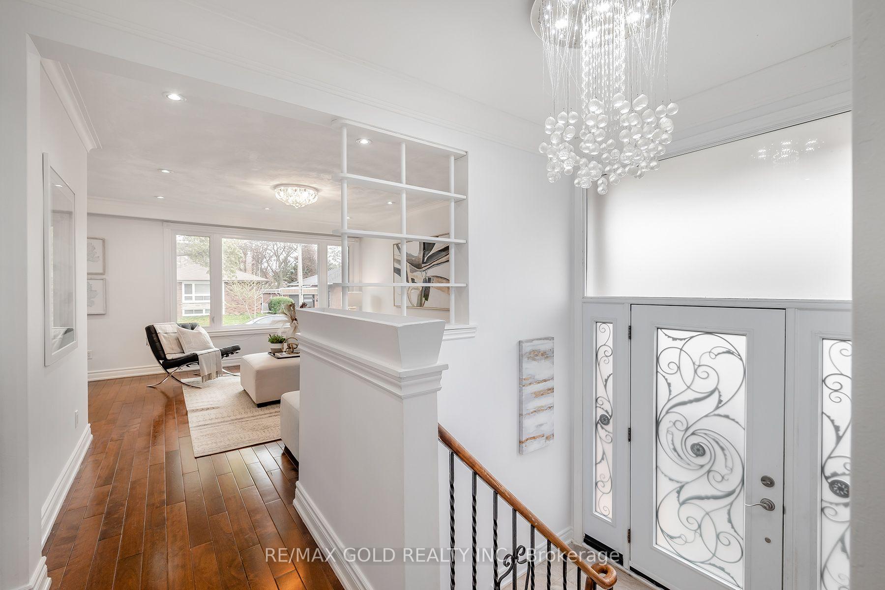 Photo 17 of 3 Willamere Drive, Scarborough, Cliffcrest — HOMEH