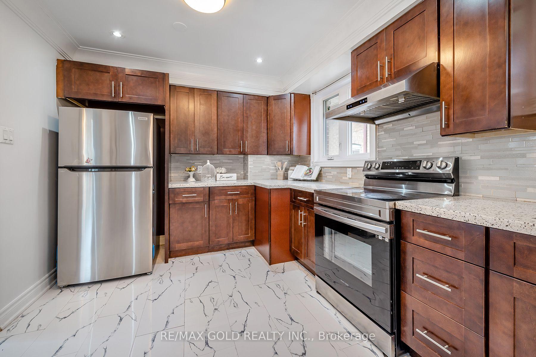Photo 26 of 3 Willamere Drive, Scarborough, Cliffcrest — HOMEH