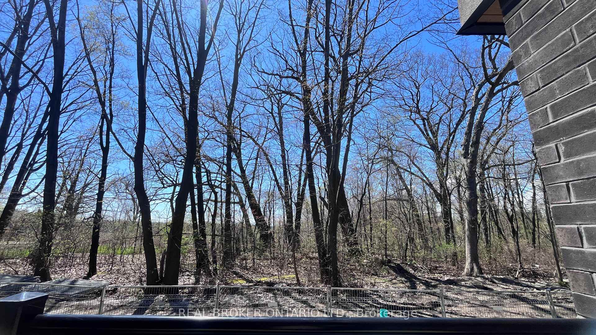 Photo 8 of Unit 11, 170 Clonmore Drive, Scarborough, Birchcliffe-Cliffside — HOMEH