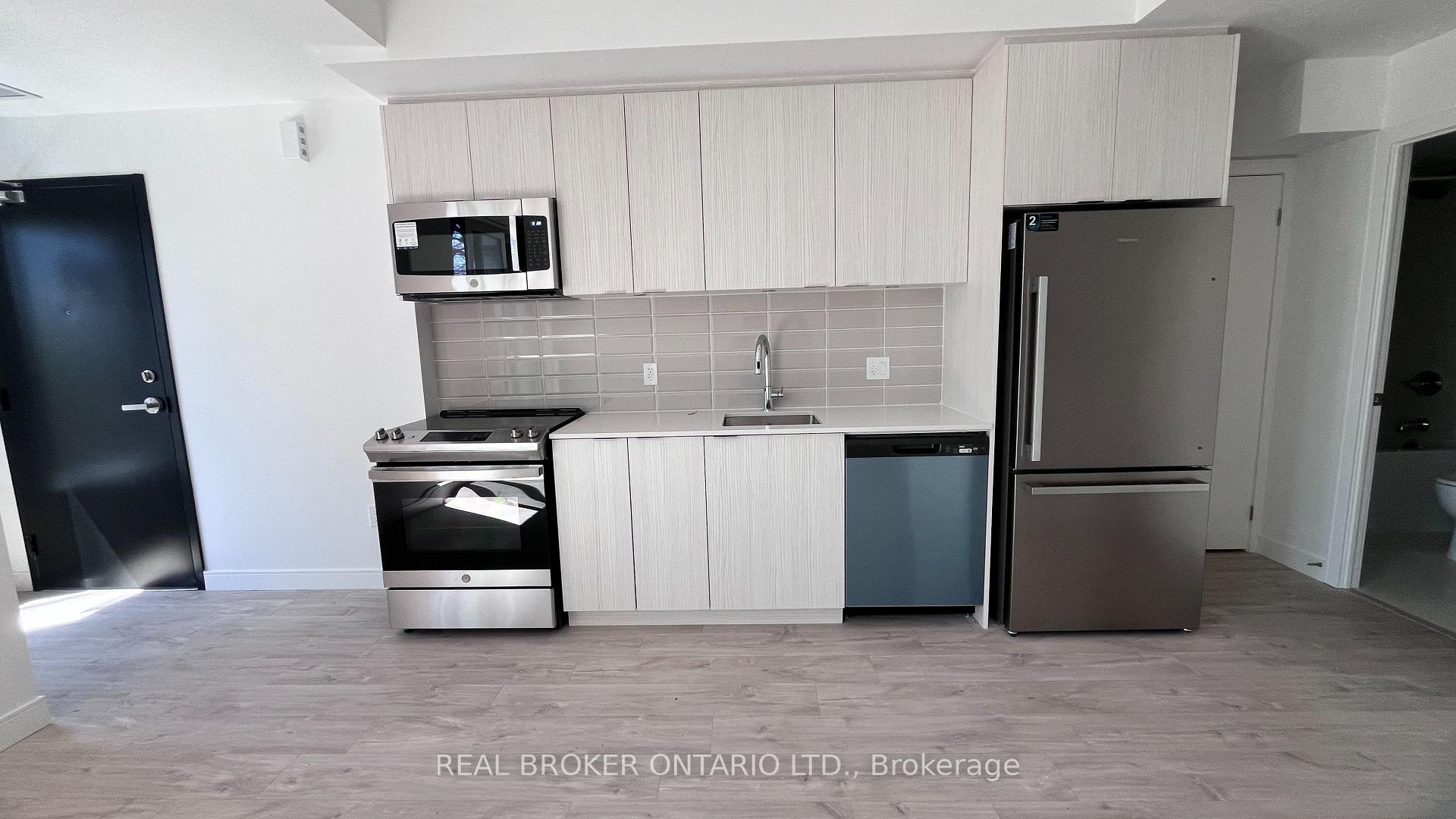 Photo 13 of Unit 11, 170 Clonmore Drive, Scarborough, Birchcliffe-Cliffside — HOMEH