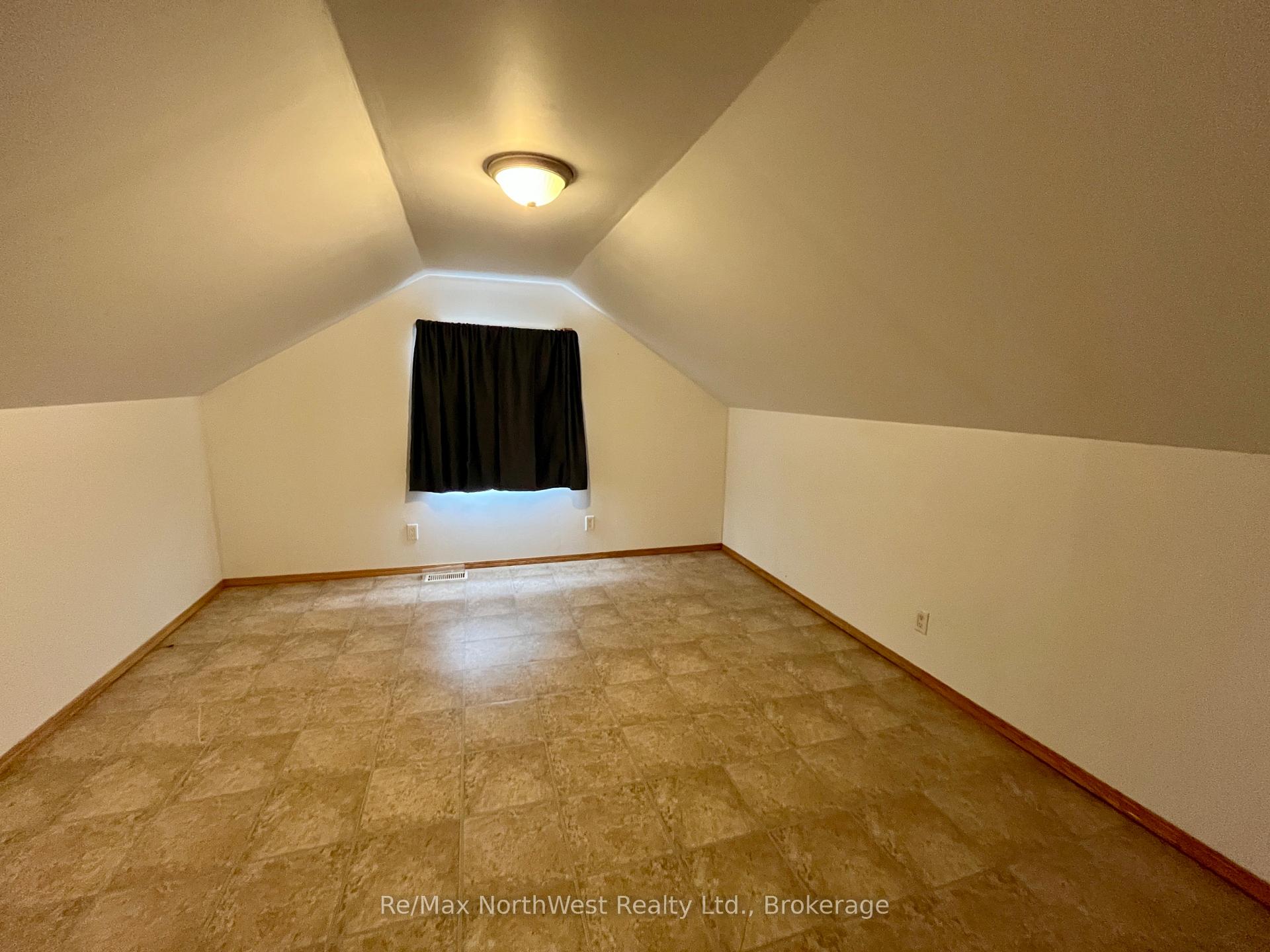 Photo 13 of 10 Spruce Road, Atikokan — HOMEH
