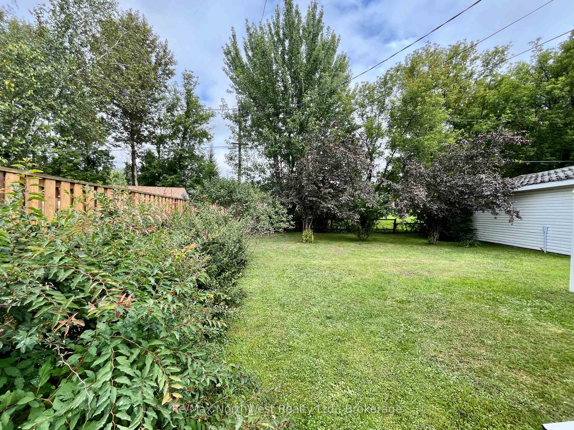 Photo 17 of 10 Spruce Road, Atikokan — HOMEH