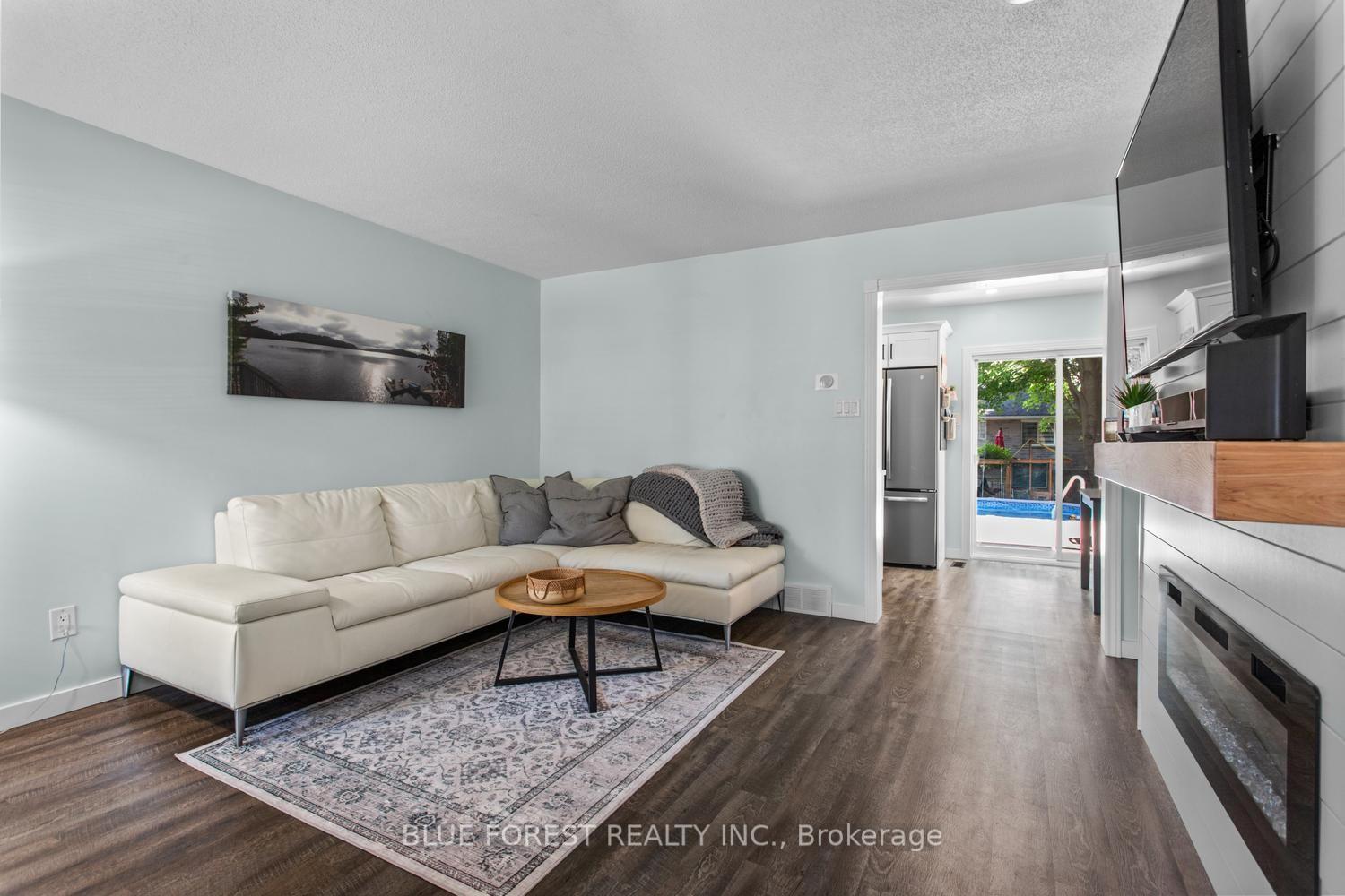Photo 8 of 51 Hickory Boulevard W, Strathroy-Caradoc, SE — HOMEH
