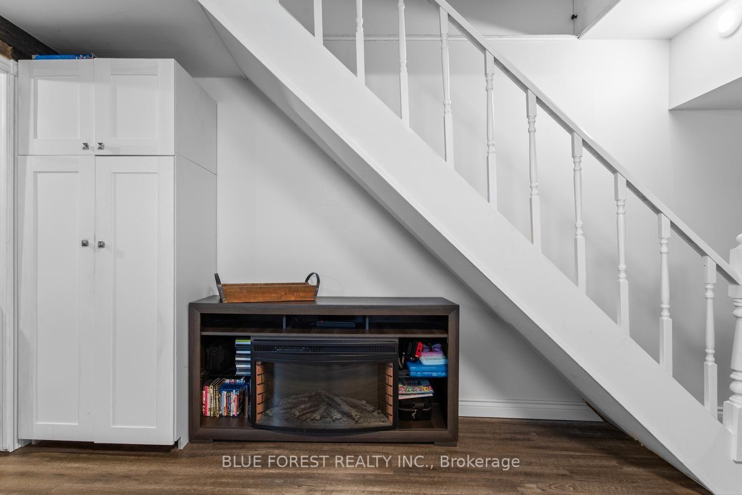 Photo 31 of 51 Hickory Boulevard W, Strathroy-Caradoc, SE — HOMEH