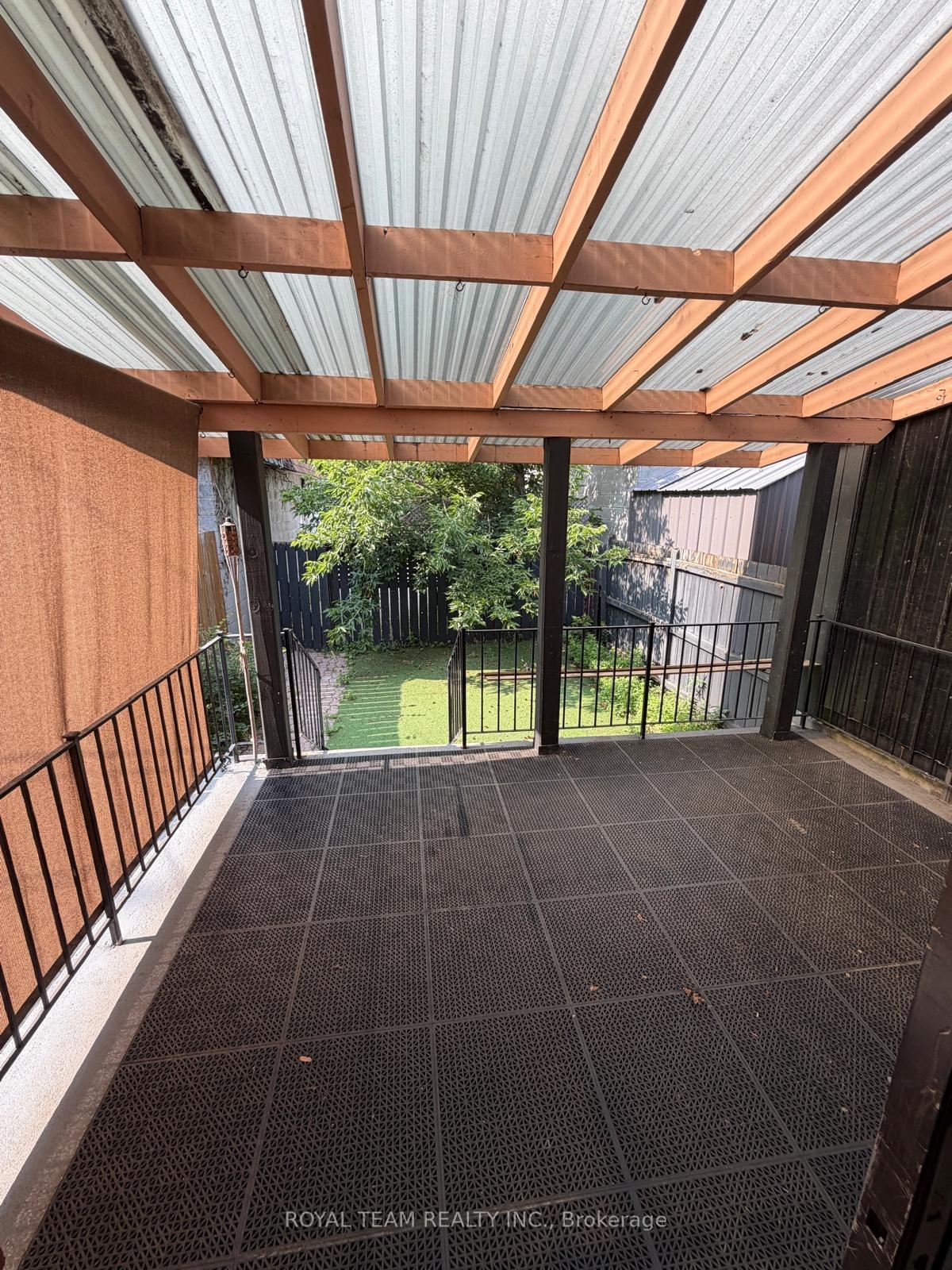 Photo 20 of Unit Upper, 54 Maher Avenue, Toronto, Runnymede-Bloor West Village — HOMEH