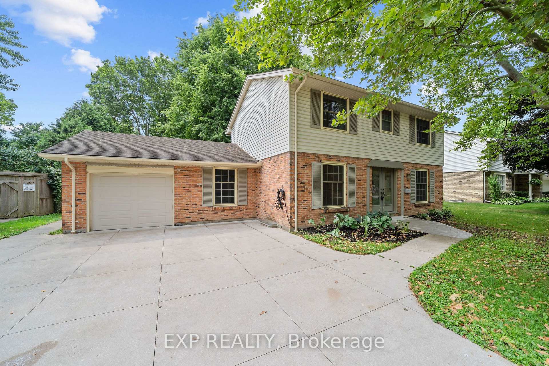 Photo of 42 Queen Mary Crescent
