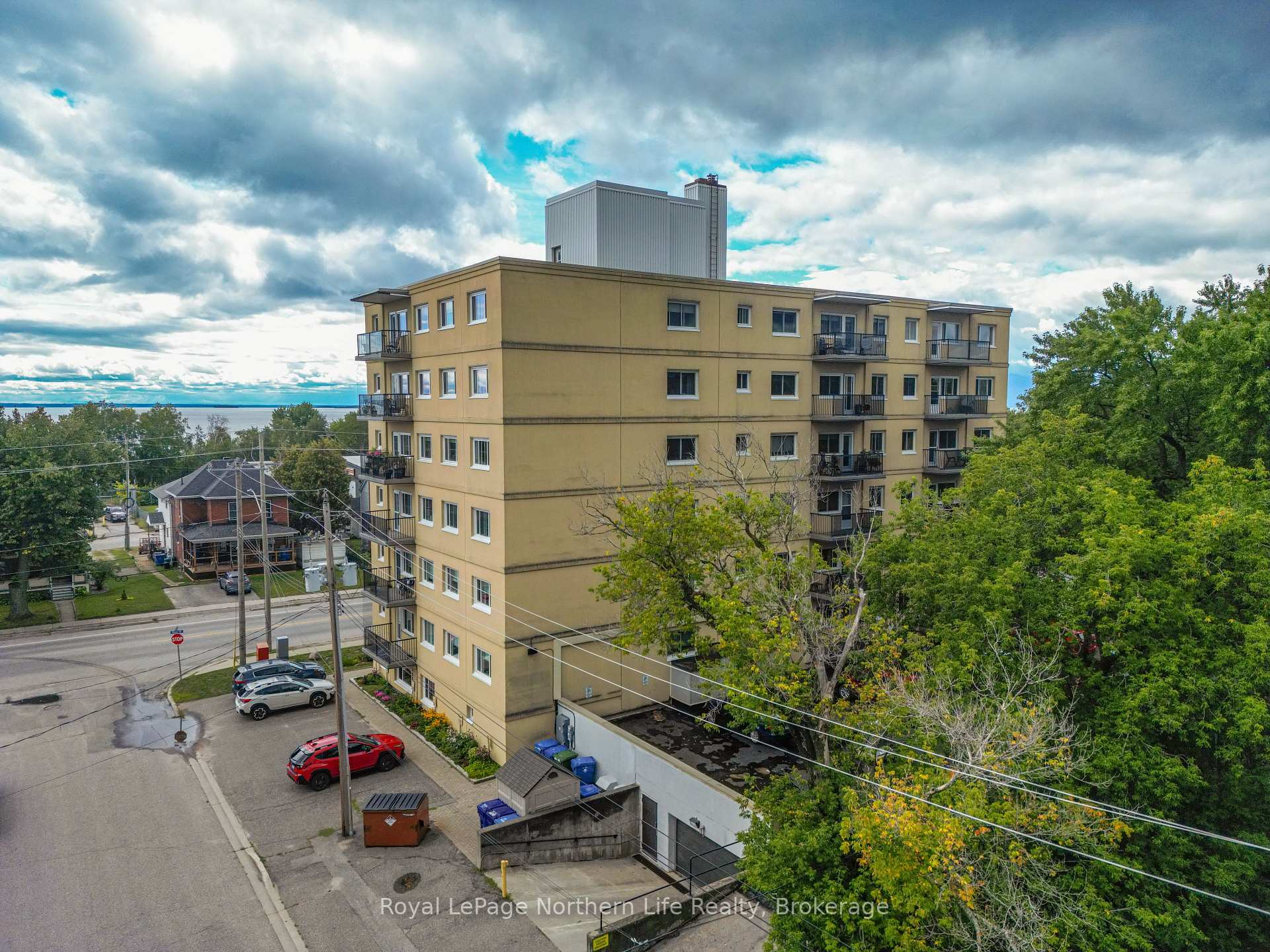 Photo 1 of Unit 202, 810 Main Street W, North Bay, West End — HOMEH