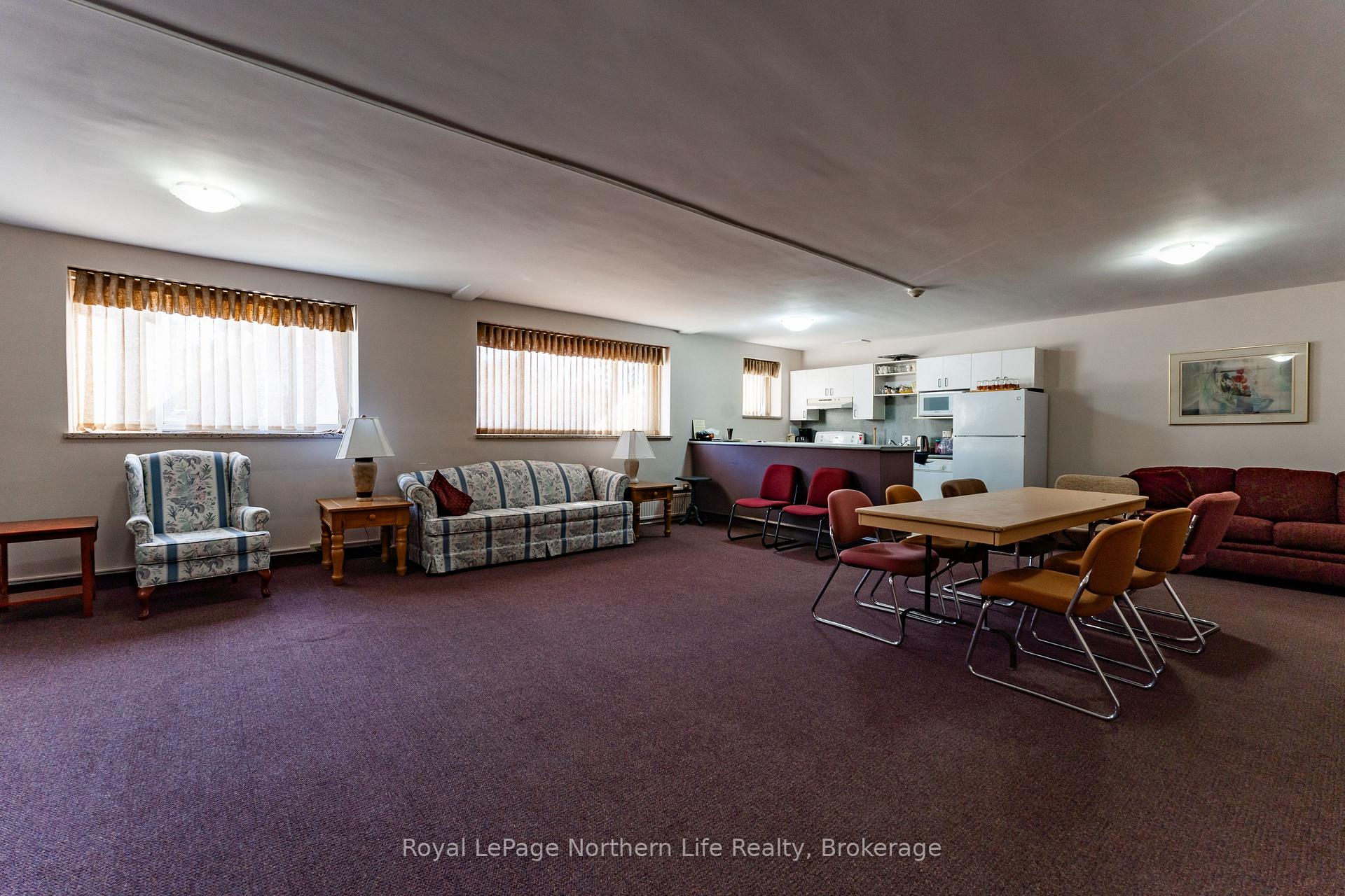 Photo 40 of Unit 202, 810 Main Street W, North Bay, West End — HOMEH