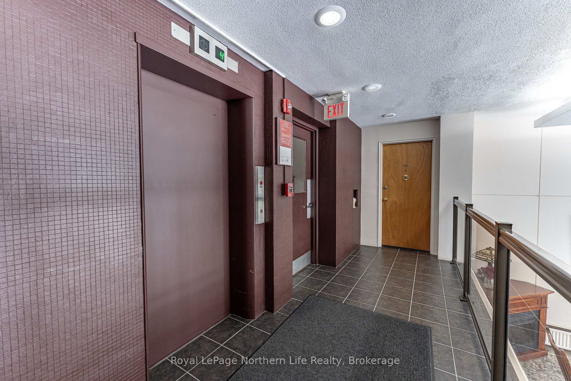 Photo 41 of Unit 202, 810 Main Street W, North Bay, West End — HOMEH