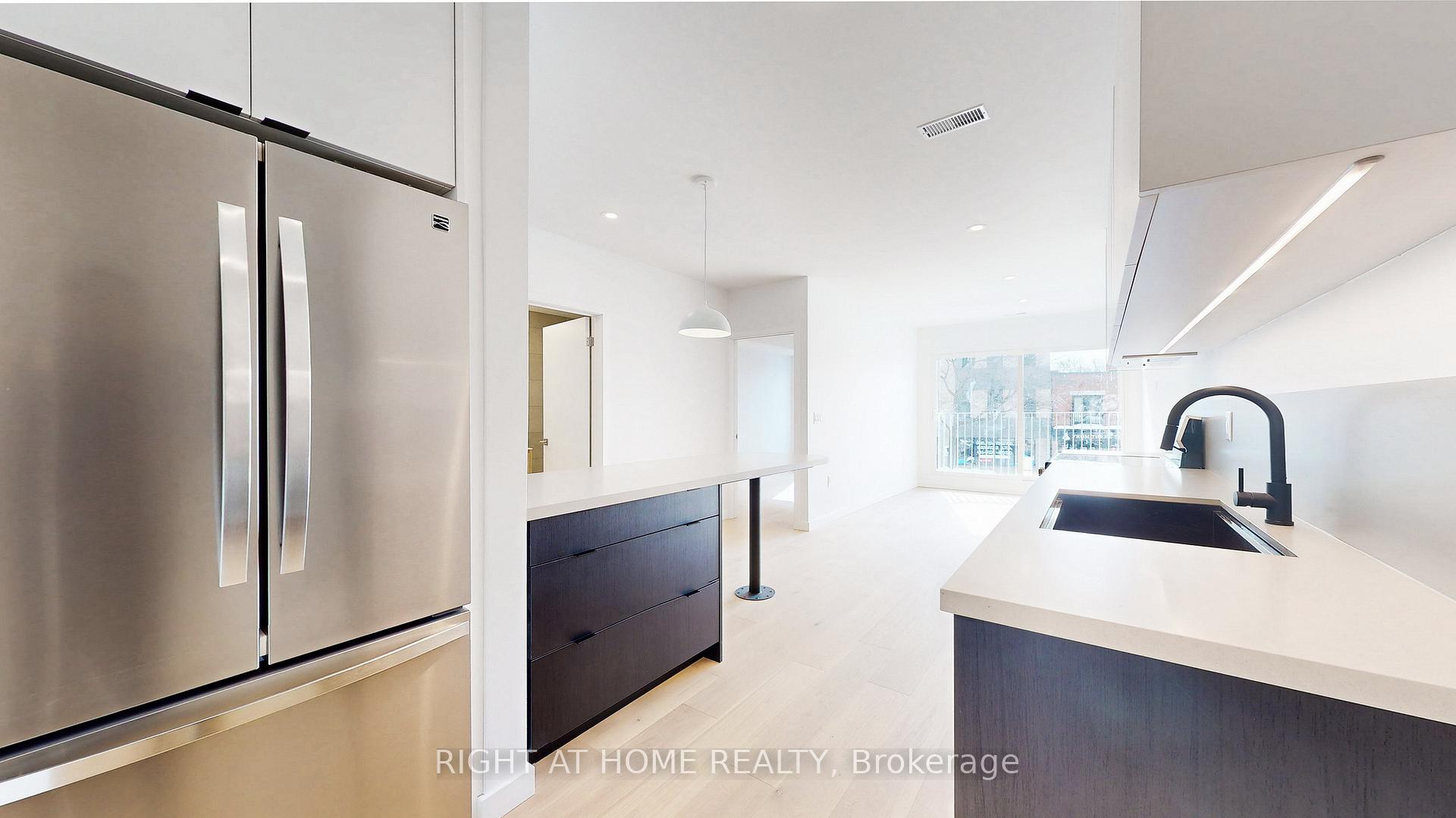 Photo 3 of Unit Unit 3, 3122 Dundas Street W, Toronto, Junction Area — HOMEH